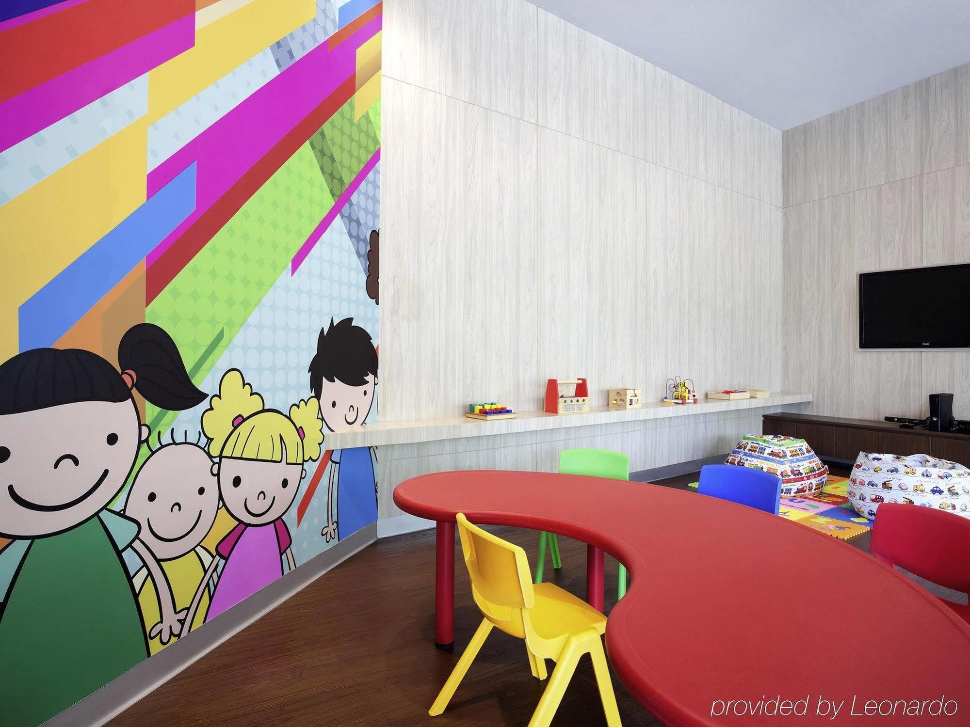 Ibis Styles Jakarta Sunter Exteriör bild